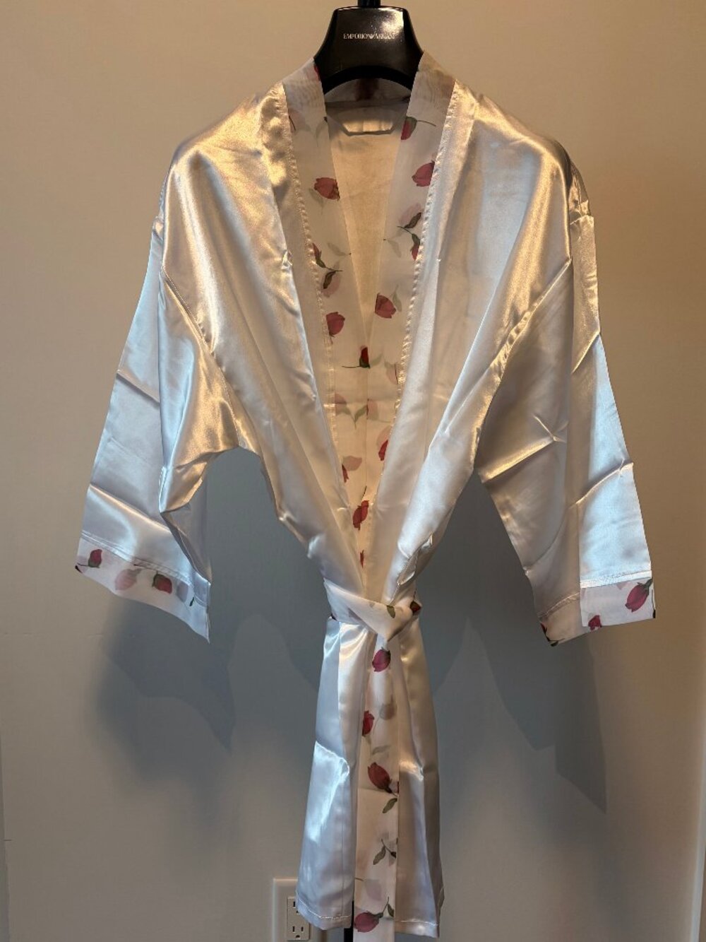 Pearly White Satin Robe Kimono